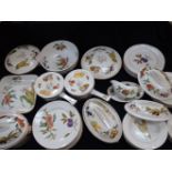 A QUANTITY OF ROYAL WORCESTER 'EVESHAM' WARE