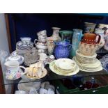 A COLLECTION OF ART DECO CERAMICS