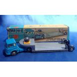 A CORGI TOYS NO.1131, 'CARRIMORE' DETACHABLE AXLE MACHINERY CARRIER