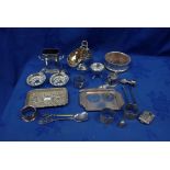 A COLLECTION OF SMALL SILVER PLATED ITEMS