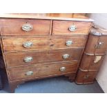 A 19TH CENTURY MAHOGANY CHEST OF DRAWERS