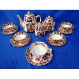 A DAVENPORT IMARI PATTERN PART TEA SET