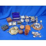 A QUANTITY OF SUNDRIES, INCLUDING SILVER PLATED ITEMS