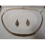 A 9CT GOLD NECKLACE