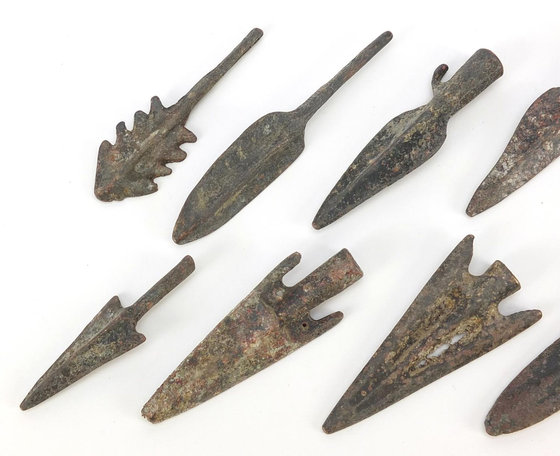 Collection of bronze arrow heads, the largest approximately 7cm in length - Image 2 of 3