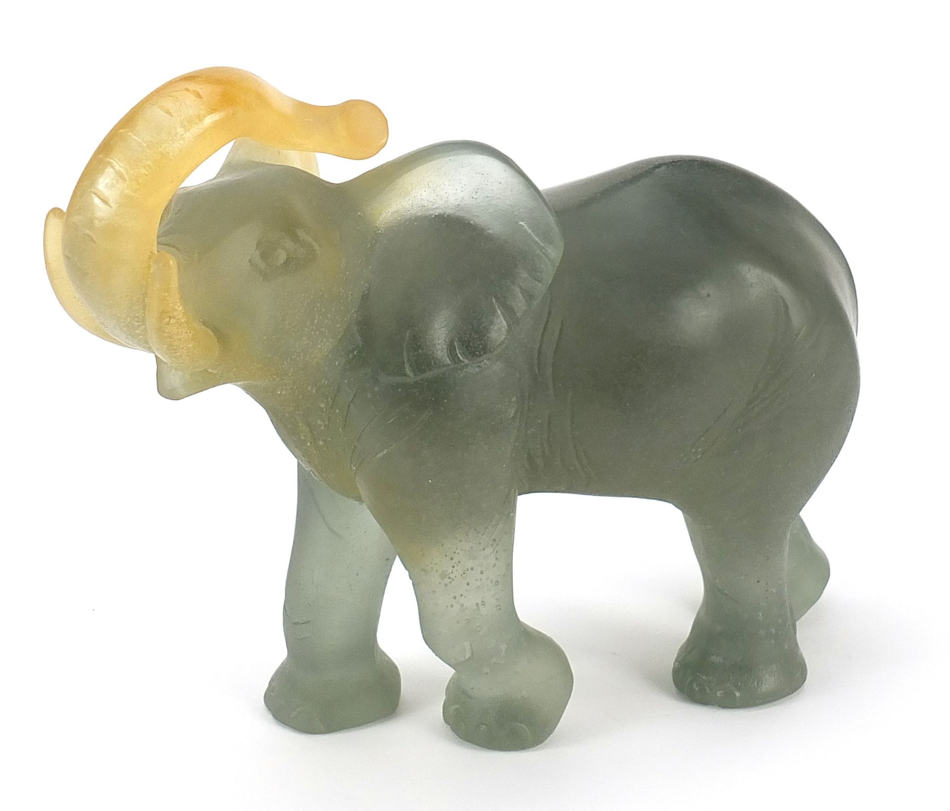 Daum, French Crystal Pate de Verre Elephant with box, 23cm in length - Image 2 of 5