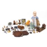 Sundry items including a vintage telephone, model animals, antique bottles and compact