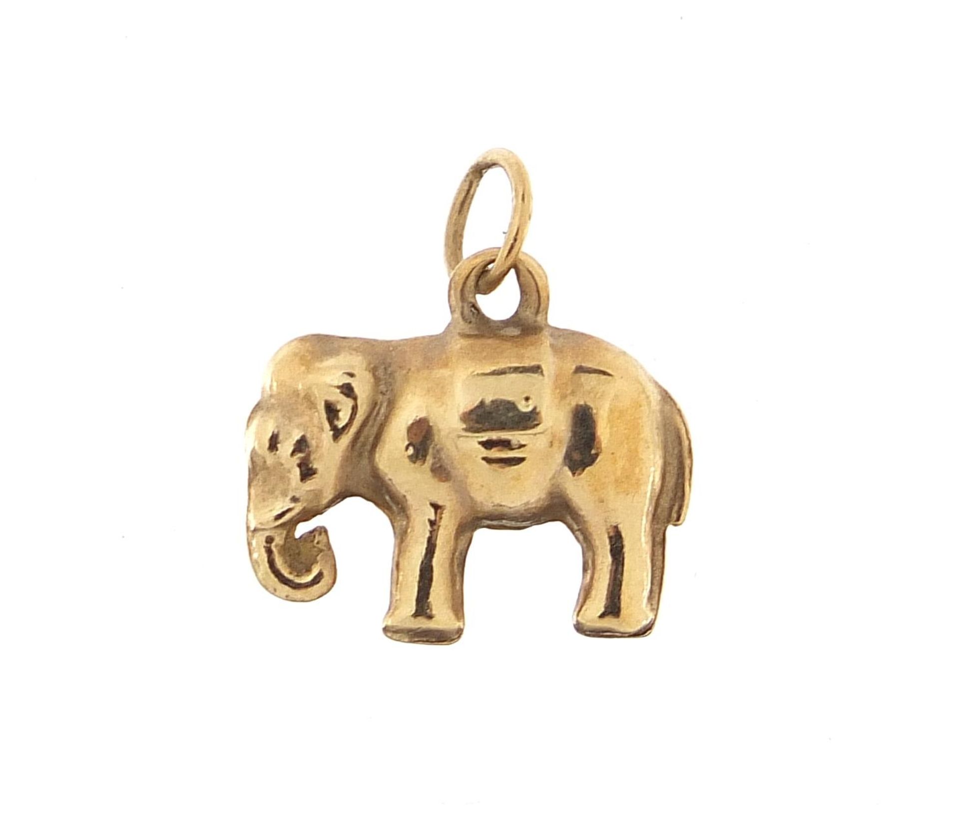 9ct gold elephant charm, 1.4cm in length, 0.7g
