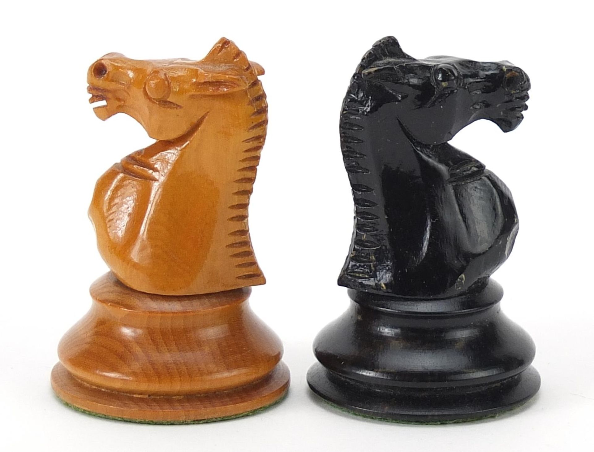 Ebony and boxwood Staunton pattern chess set with folding board, the largest pieces each 8cm high - Image 6 of 7