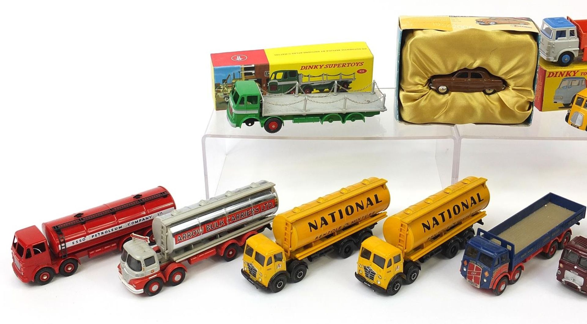 Diecast vehicles, some advertising, including National Benzole Mixture and Heinz - Image 2 of 3