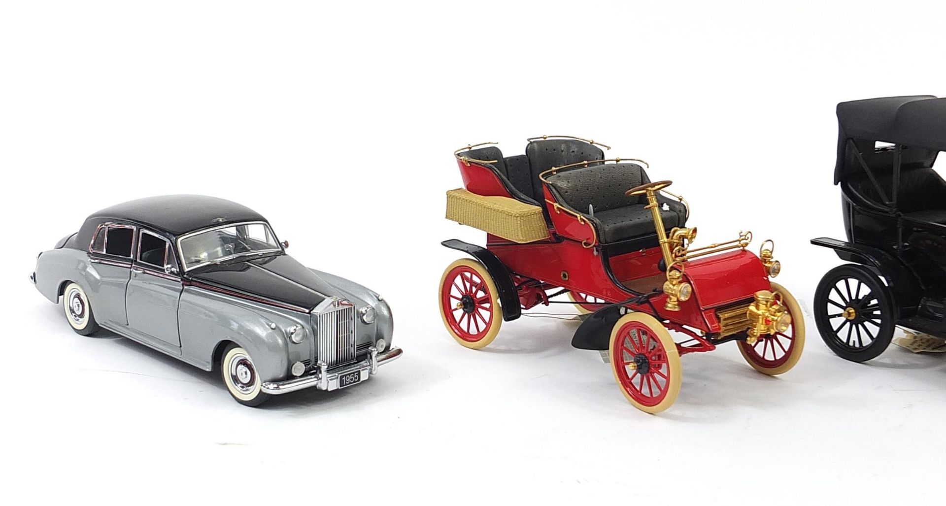 Four Franklin Mint diecast collector's vehicles including 1995 Rolls Royce Silver Cloud 1 and 1911 - Image 2 of 4