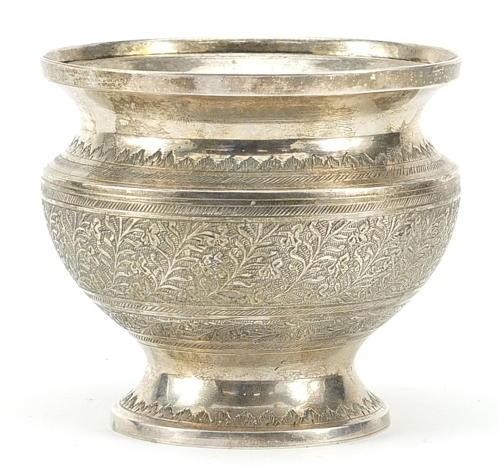 Indian silver coloured metal vase engraved with flowers, 9.5cm high, 329.0g