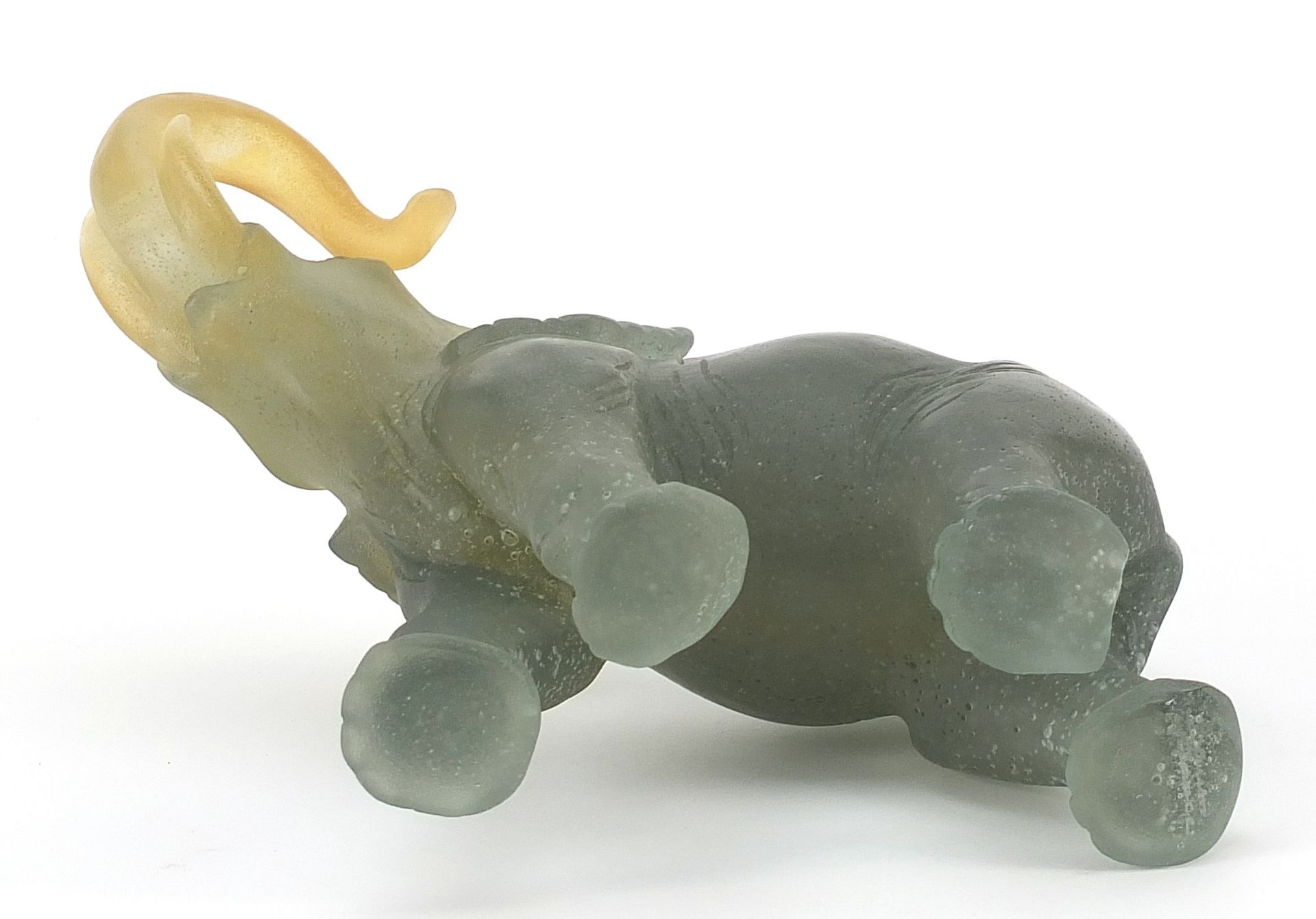 Daum, French Crystal Pate de Verre Elephant with box, 23cm in length - Image 4 of 5