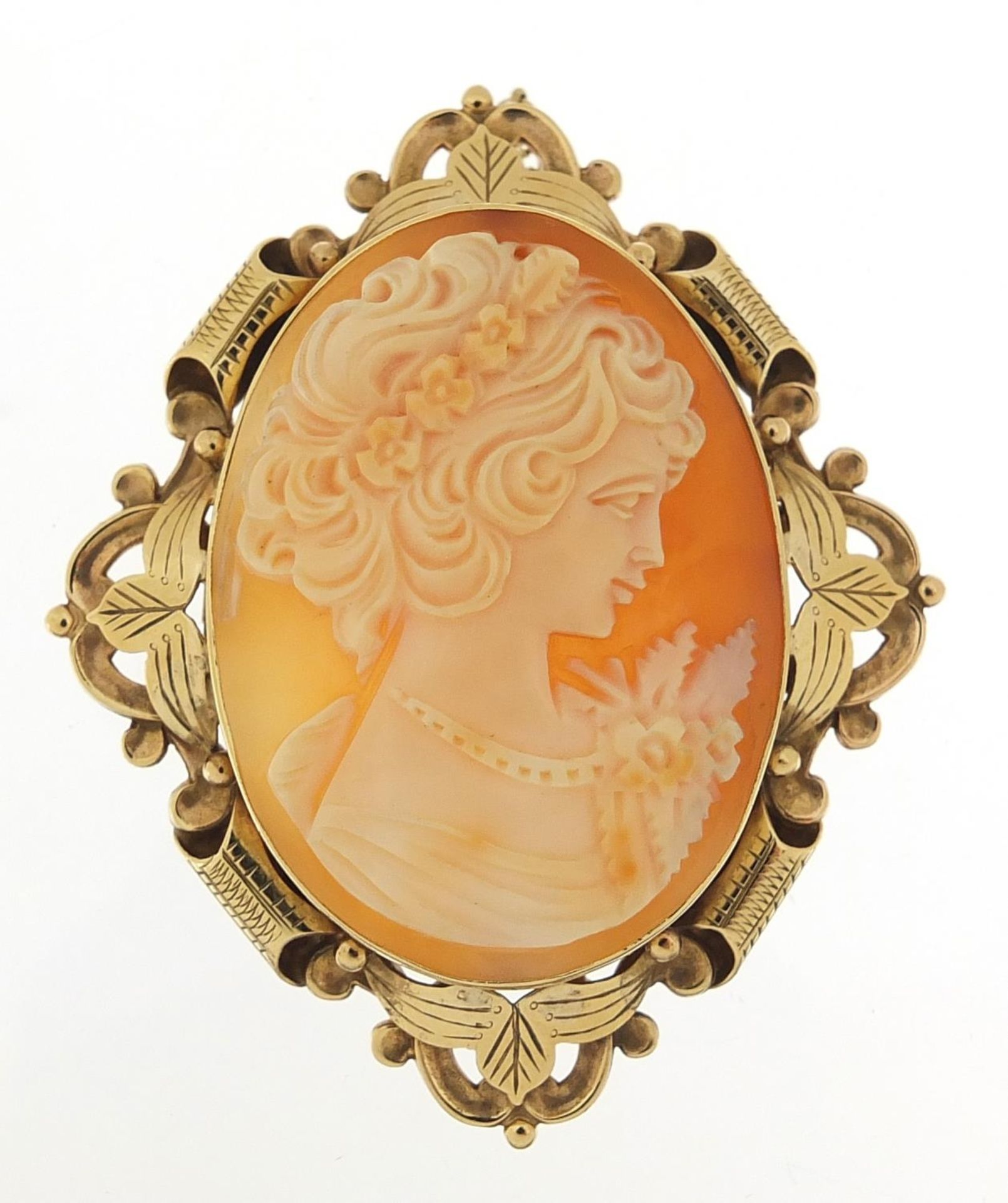 Large 9ct gold mounted cameo maiden head brooch, 6.5cm high, 21.4g