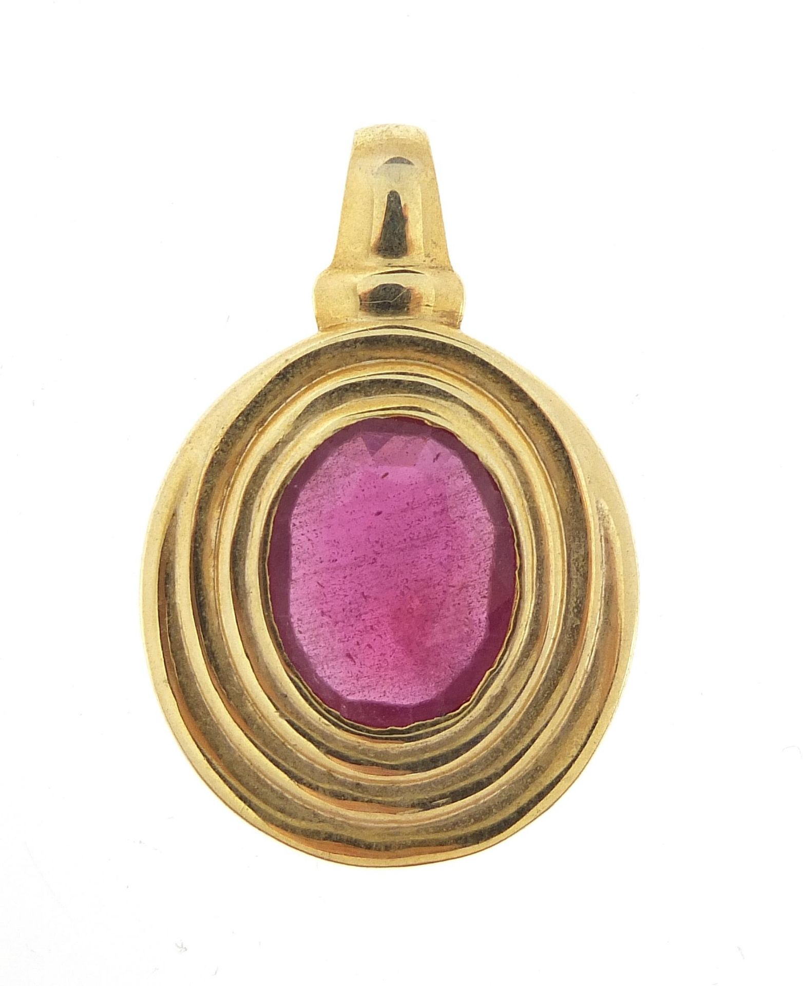 Silver gilt ruby pendant, approximately 7.8 carat, 3.5cm high, 7.2g