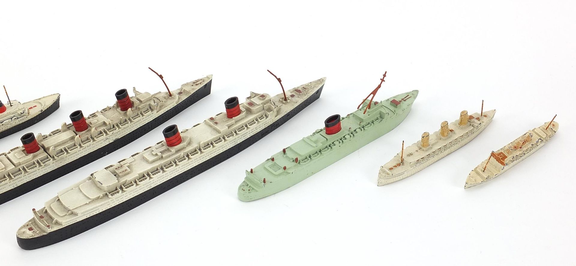 Seven Dinky and Tri-ang diecast metal ships - Image 3 of 5