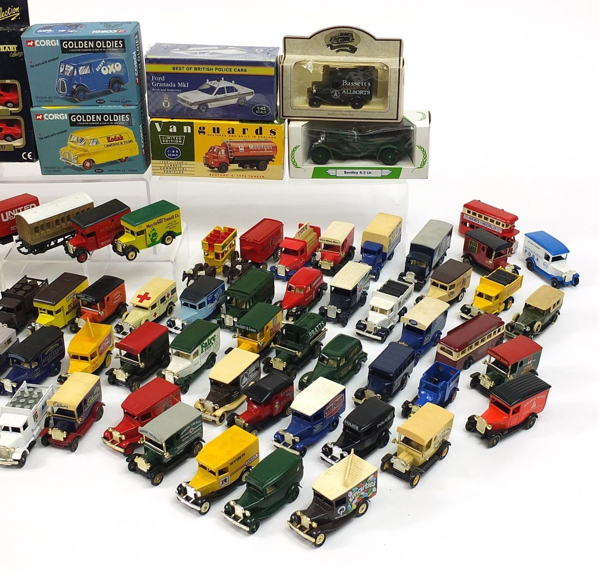 Collection of diecast advertising vehicles, some with boxes including Lledo Days Gone, Models of - Image 4 of 4