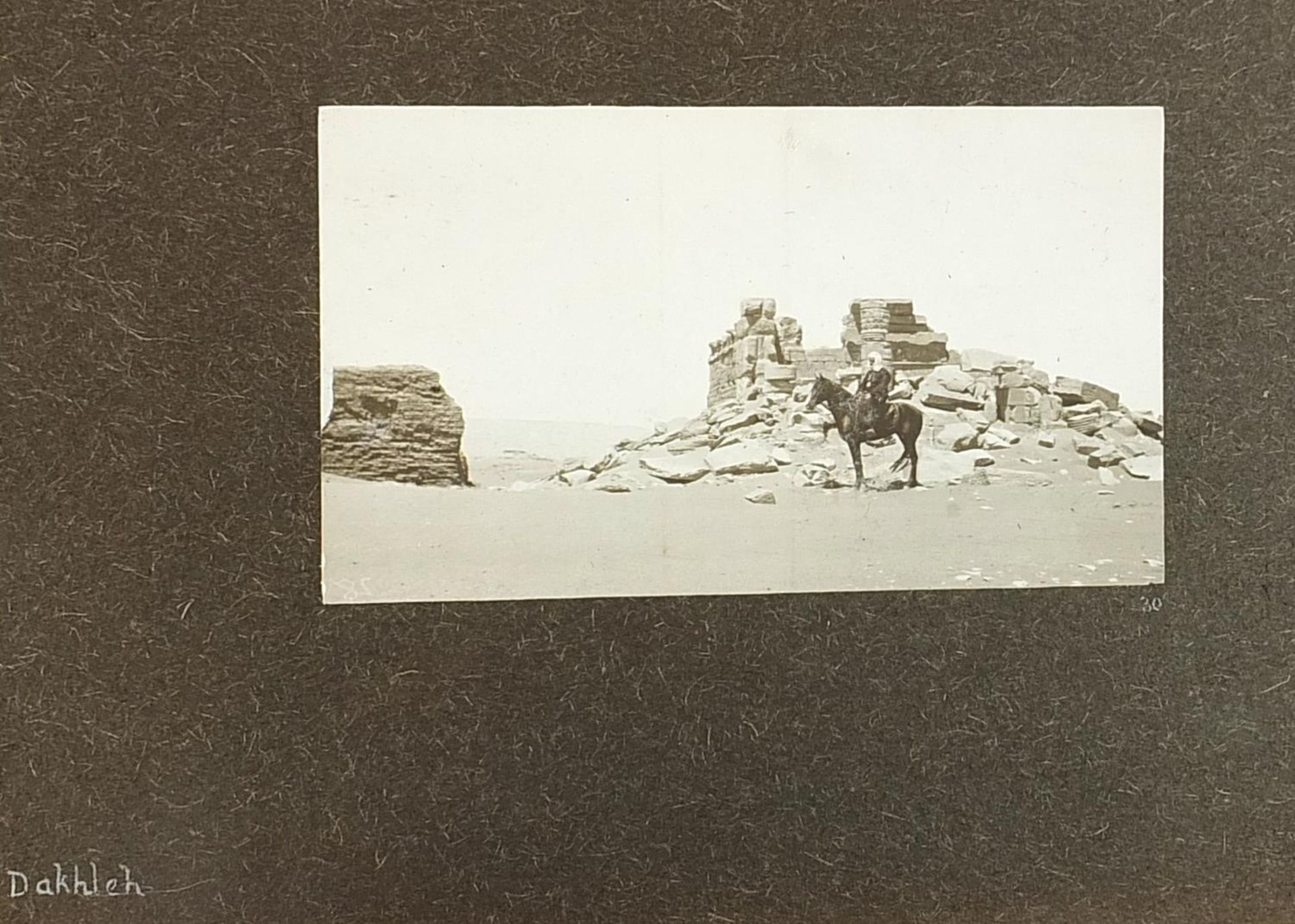 Early 20th century black and white photograph album of Egypt relating to the building of Western - Image 14 of 22