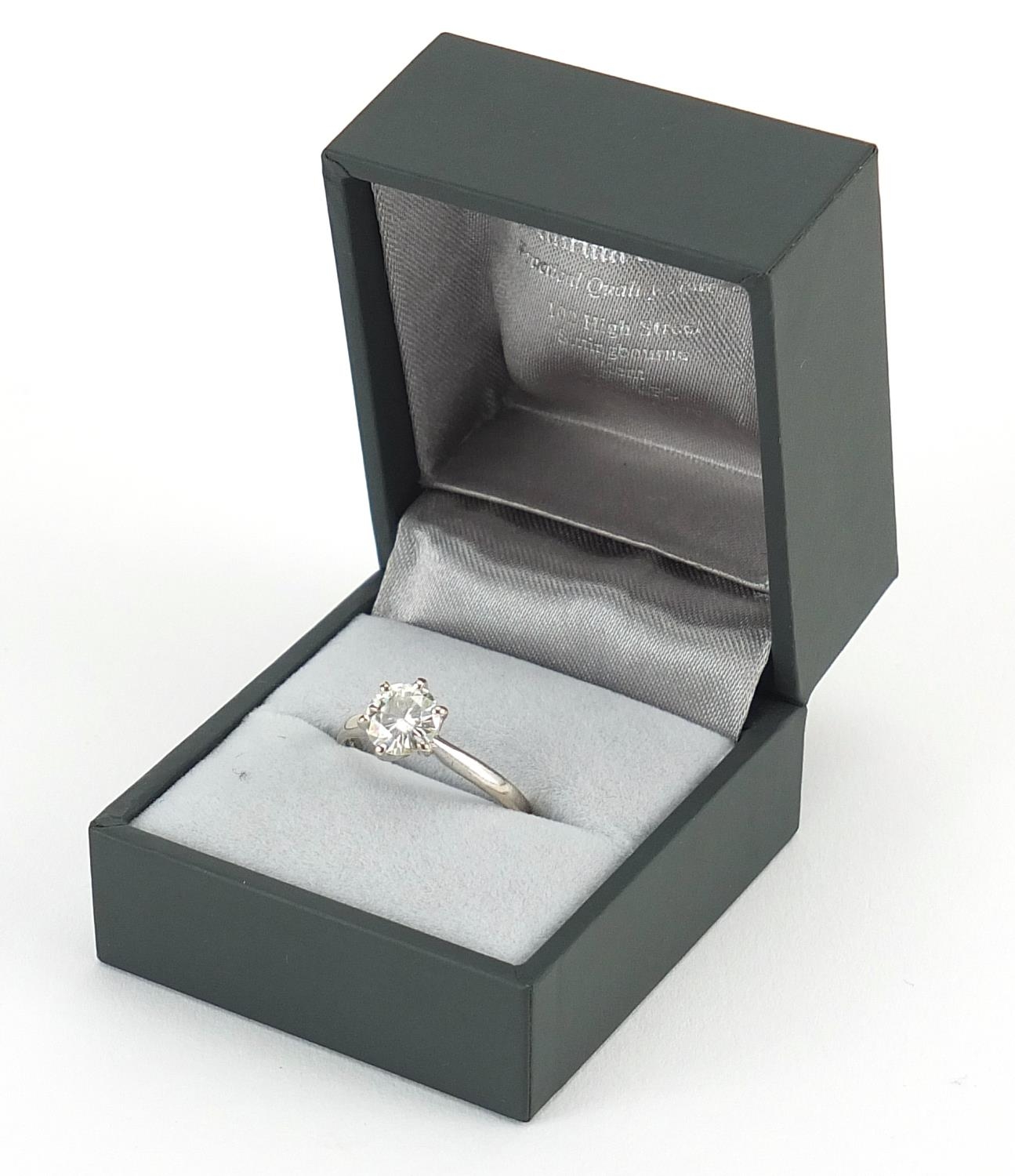 18ct white gold diamond solitaire ring, approximately 1 carat, 6.5mm in diameter, size M/N, 2.6g - Image 4 of 5