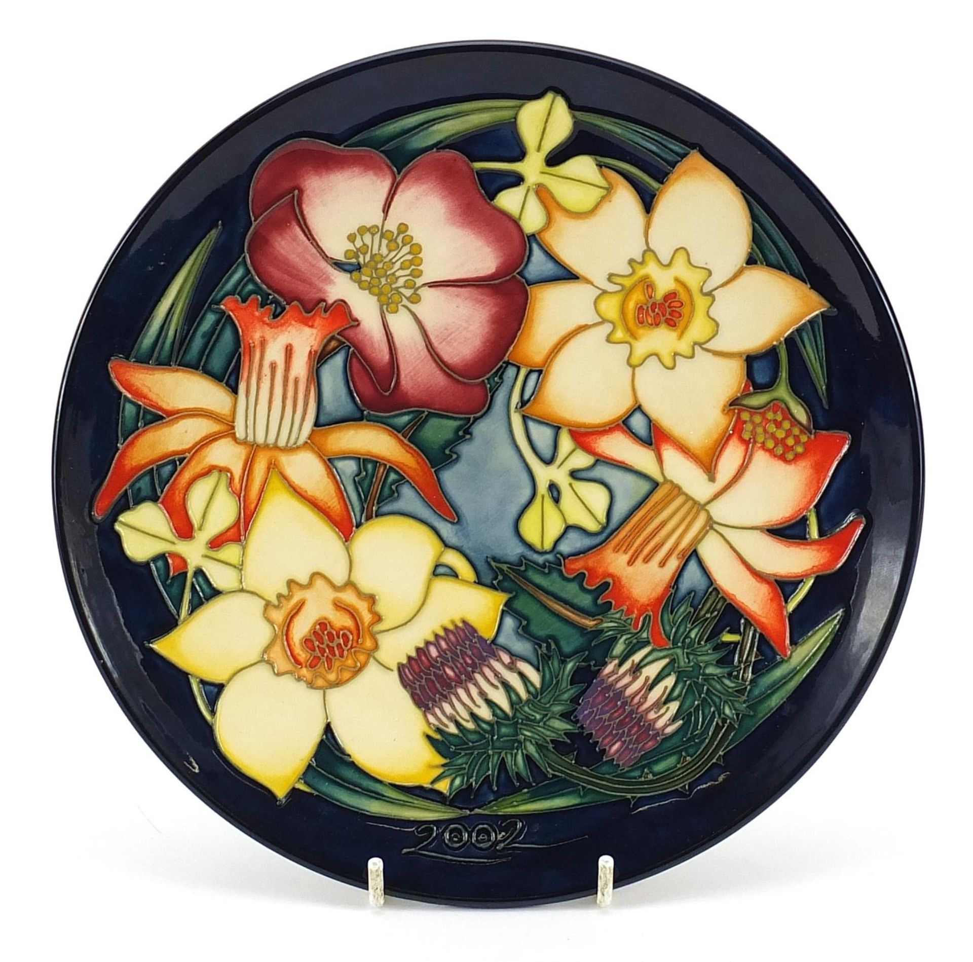 Moorcroft Pottery 2002 Golden Jubilee year plate hand painted with flowers, limited edition 587/750,