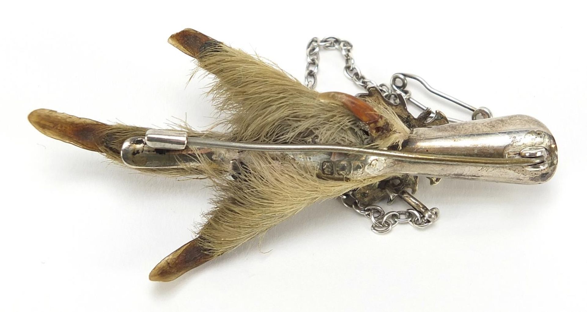 Scottish silver mounted lucky rabbit's foot brooch, 8cm in length, 12.6g - Image 3 of 5