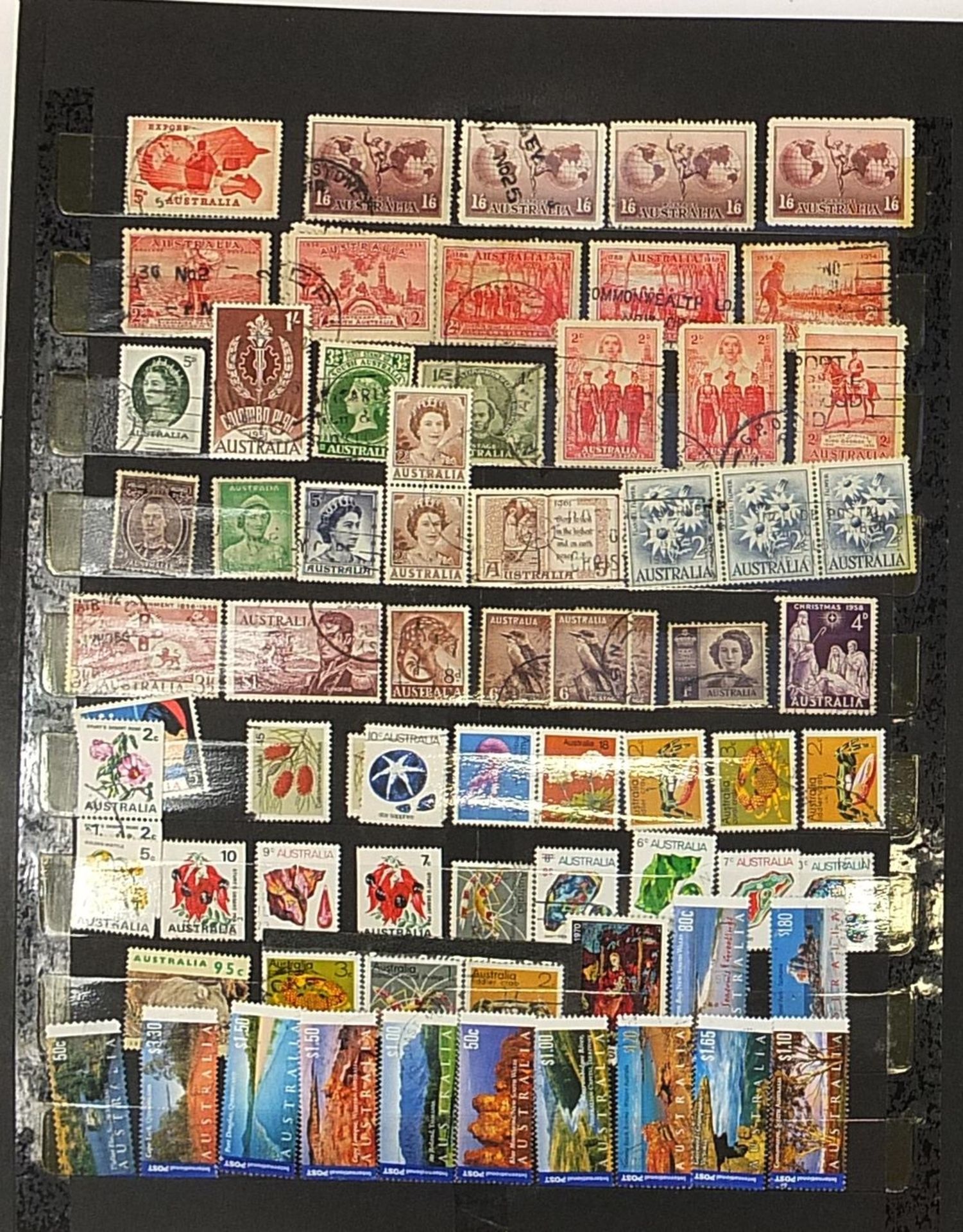 Collection of Australian stamps arranged in an album - Bild 2 aus 6