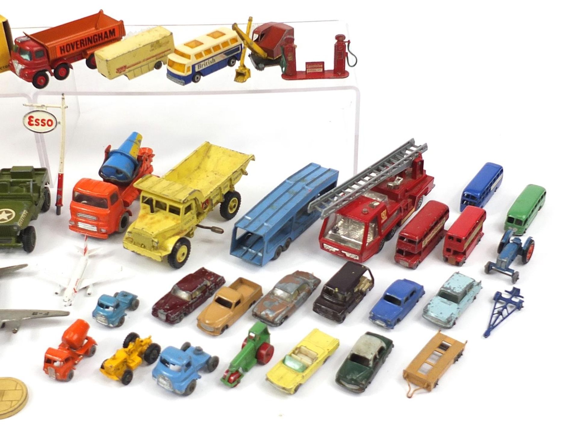 Group of vintage diecast vehicles including Dinky, Lesney and Corgi - Image 3 of 3