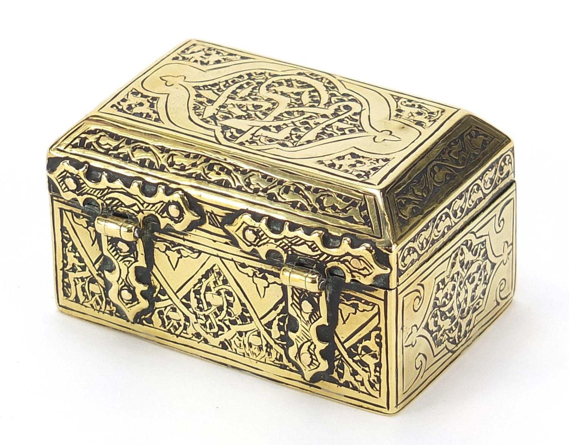 Islamic Cairoware brass casket, 4.5cm H x 7.5cm W x 4.5cm D - Image 3 of 4