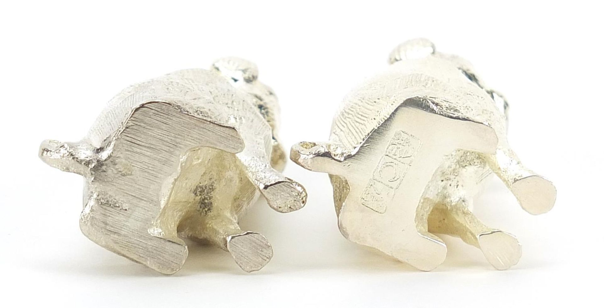 Pair of silver plated dog design pepperettes, each 6.5cm high - Image 3 of 4