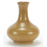 Chinese porcelain vase having a biscuit glaze, 13cm high