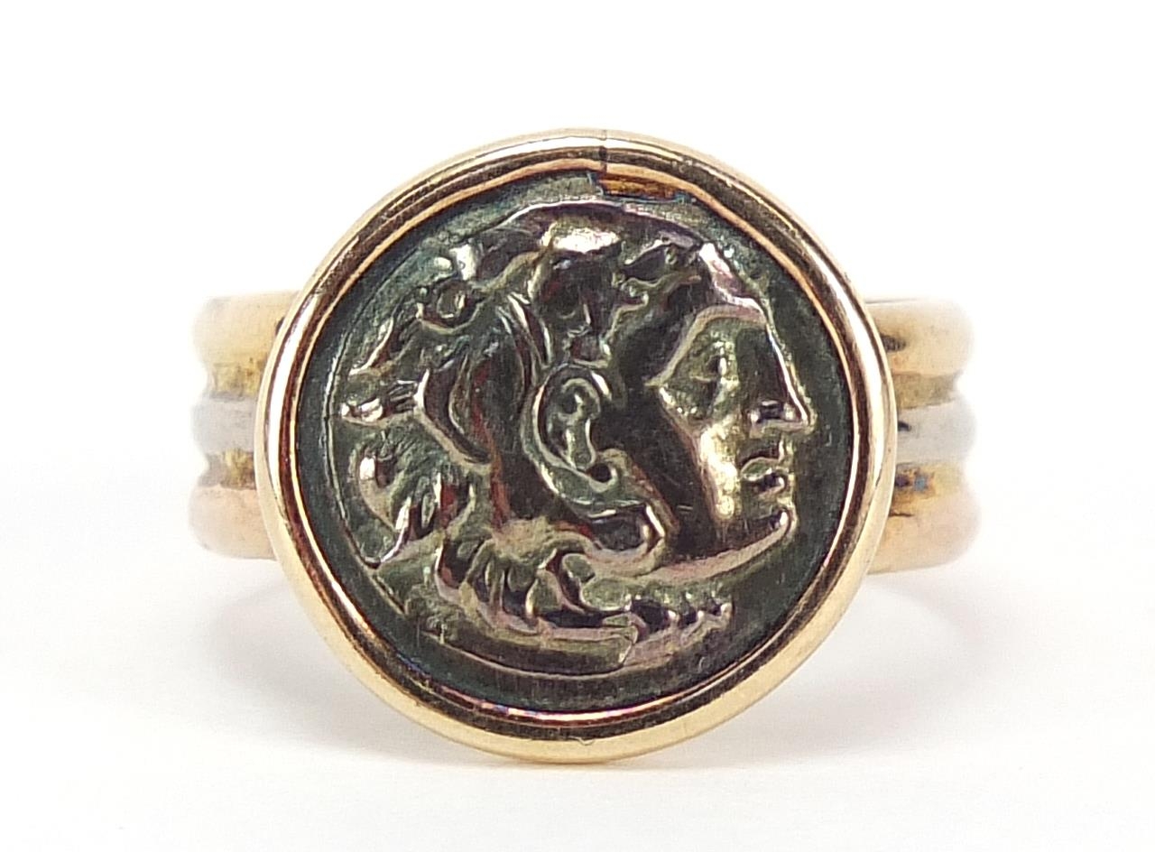 18ct three tone gold ring set with a roman coin, size E, 2.3g