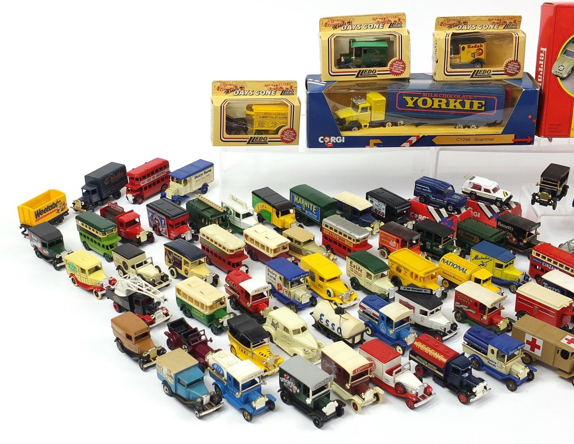 Collection of diecast advertising vehicles, some with boxes including Lledo Days Gone, Models of - Image 2 of 4