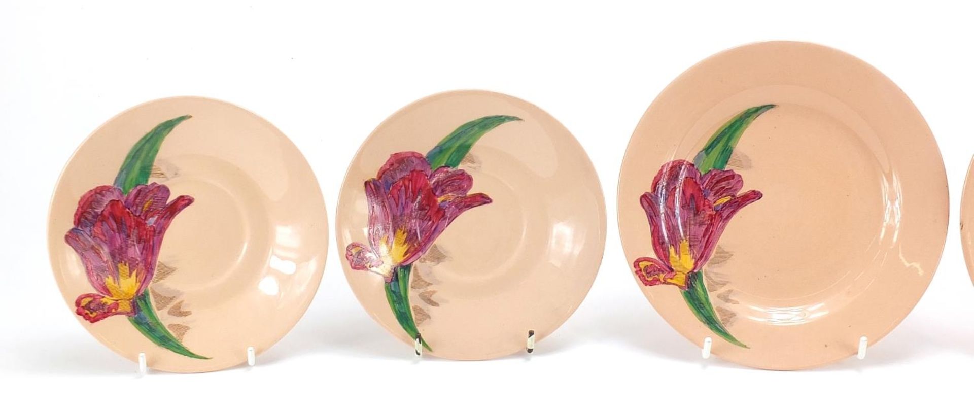 Set of three Clarice Cliff Damask Rose saucers and two plates, the largest 17.5cm in diameter - Image 2 of 5