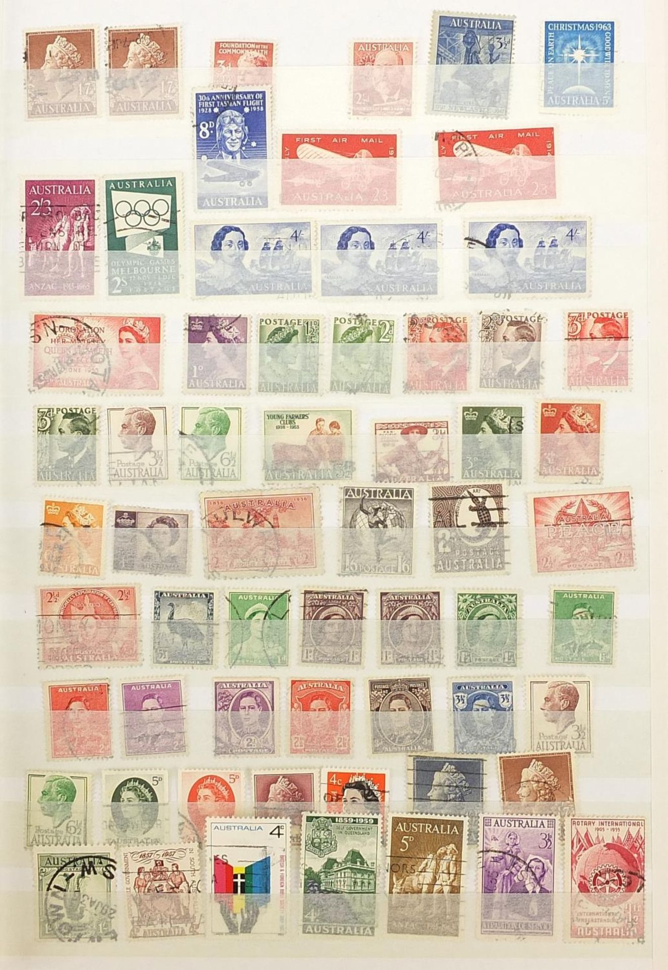 Collection of Australian stamps arranged in an album including early Victorian single state issues - Bild 3 aus 5
