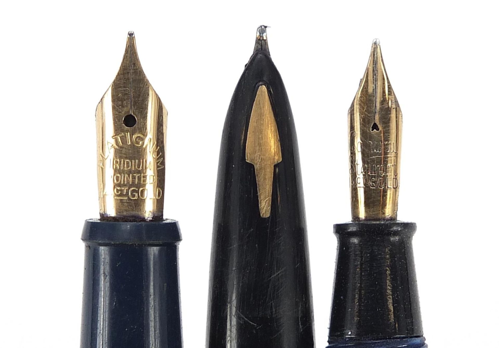 Three vintage Parker and Conway Stewart fountain pens including a blue marbleised example - Image 2 of 4