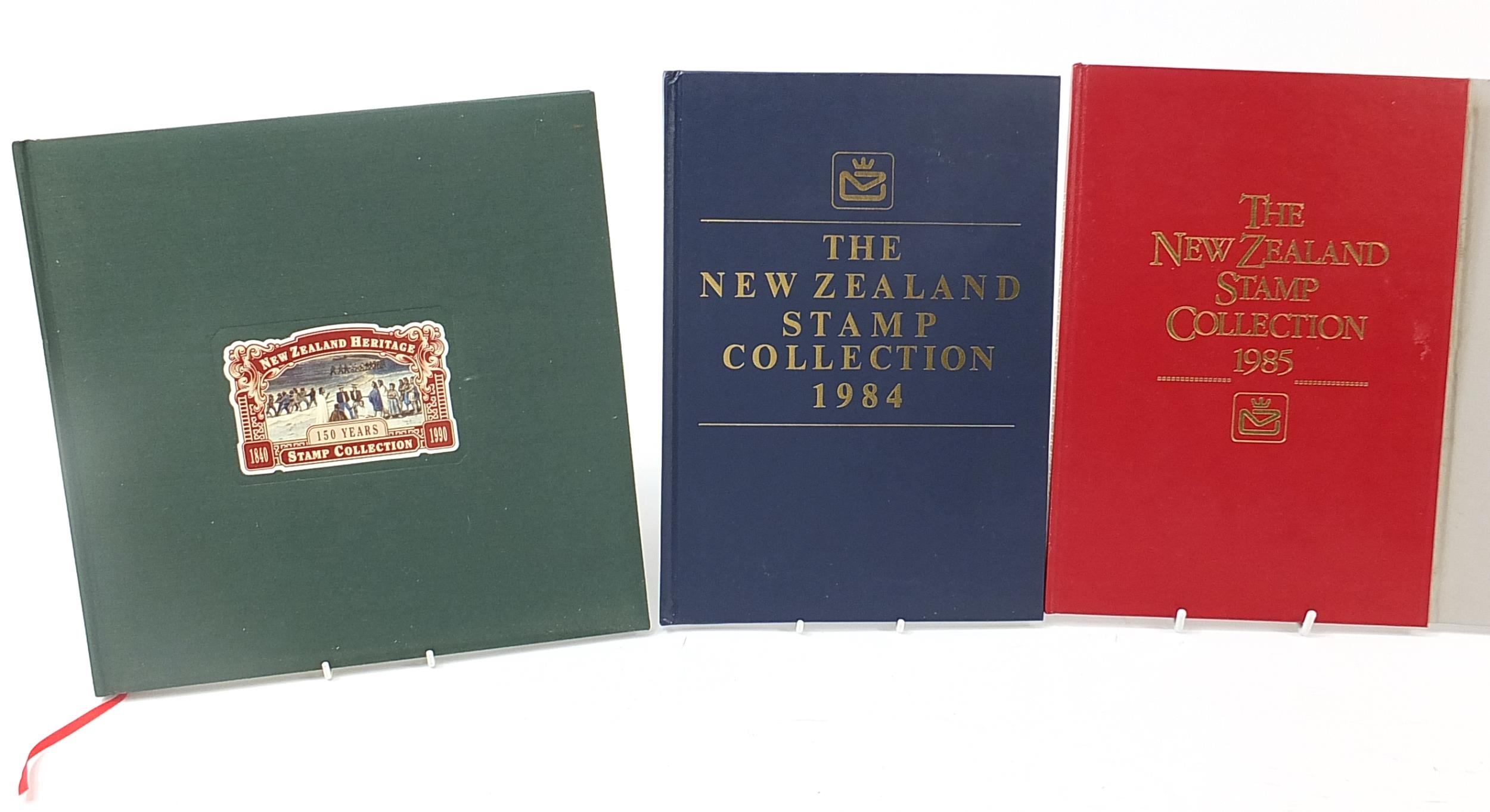 Collection of New Zealand stamps arranged in seven albums - Image 9 of 10