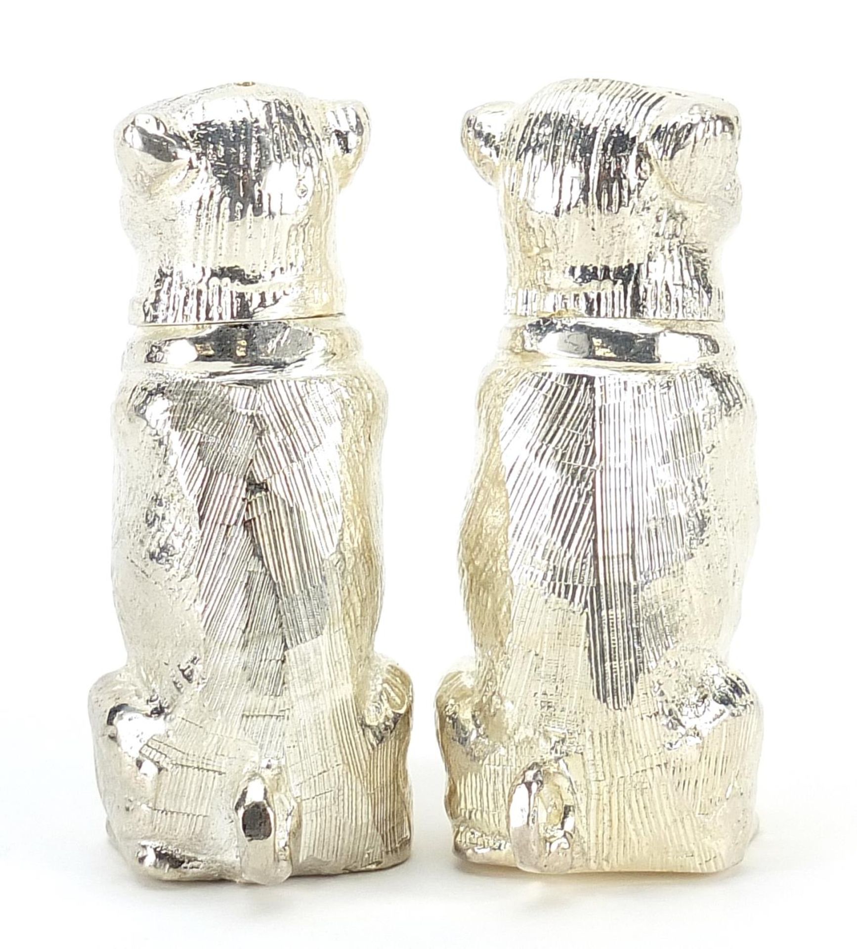 Pair of silver plated dog design pepperettes, each 6.5cm high - Image 2 of 4