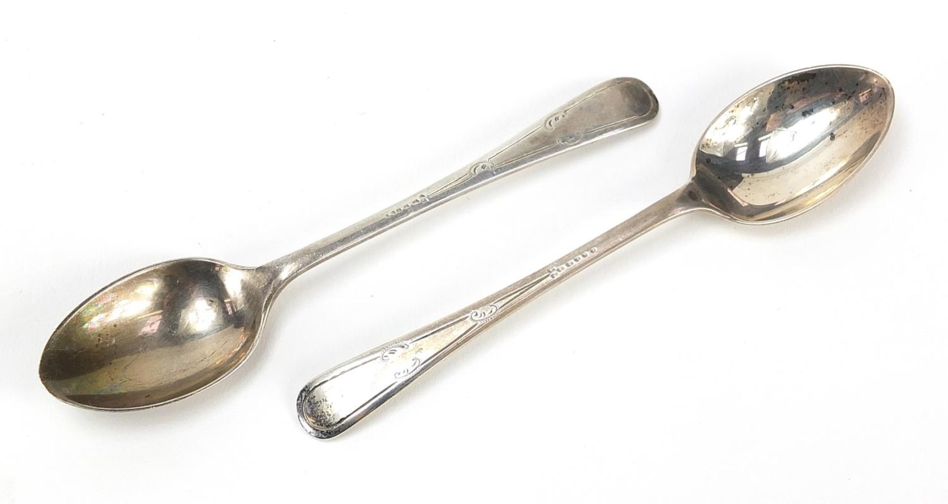 W S Savage & Co, set of six silver teaspoons and sugar tongs housed in a fitted case, Sheffield - Image 3 of 6