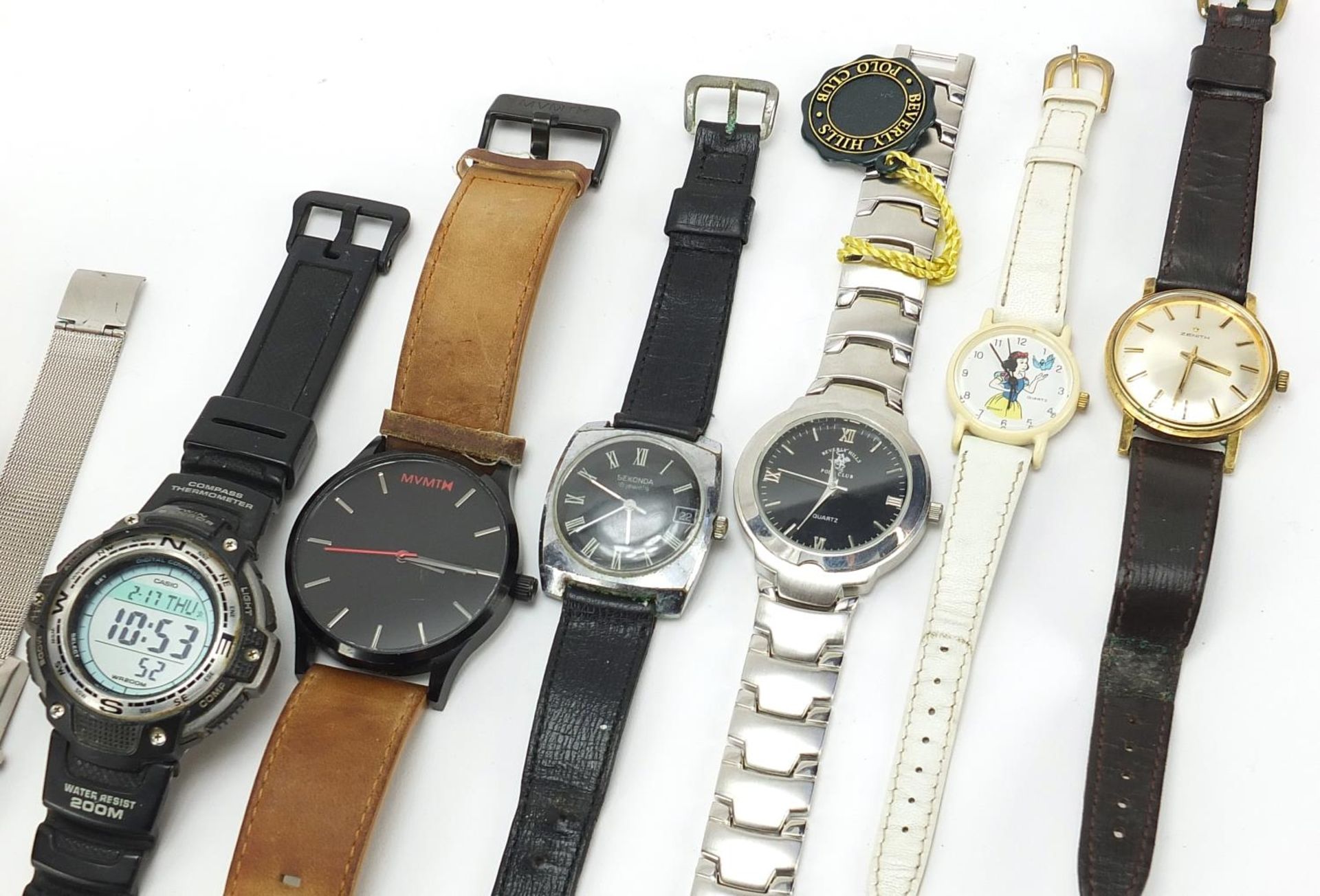 Nine vintage and later ladies and gentlemen's wristwatches including Zenith, Seiko and Sekonda - Image 3 of 4