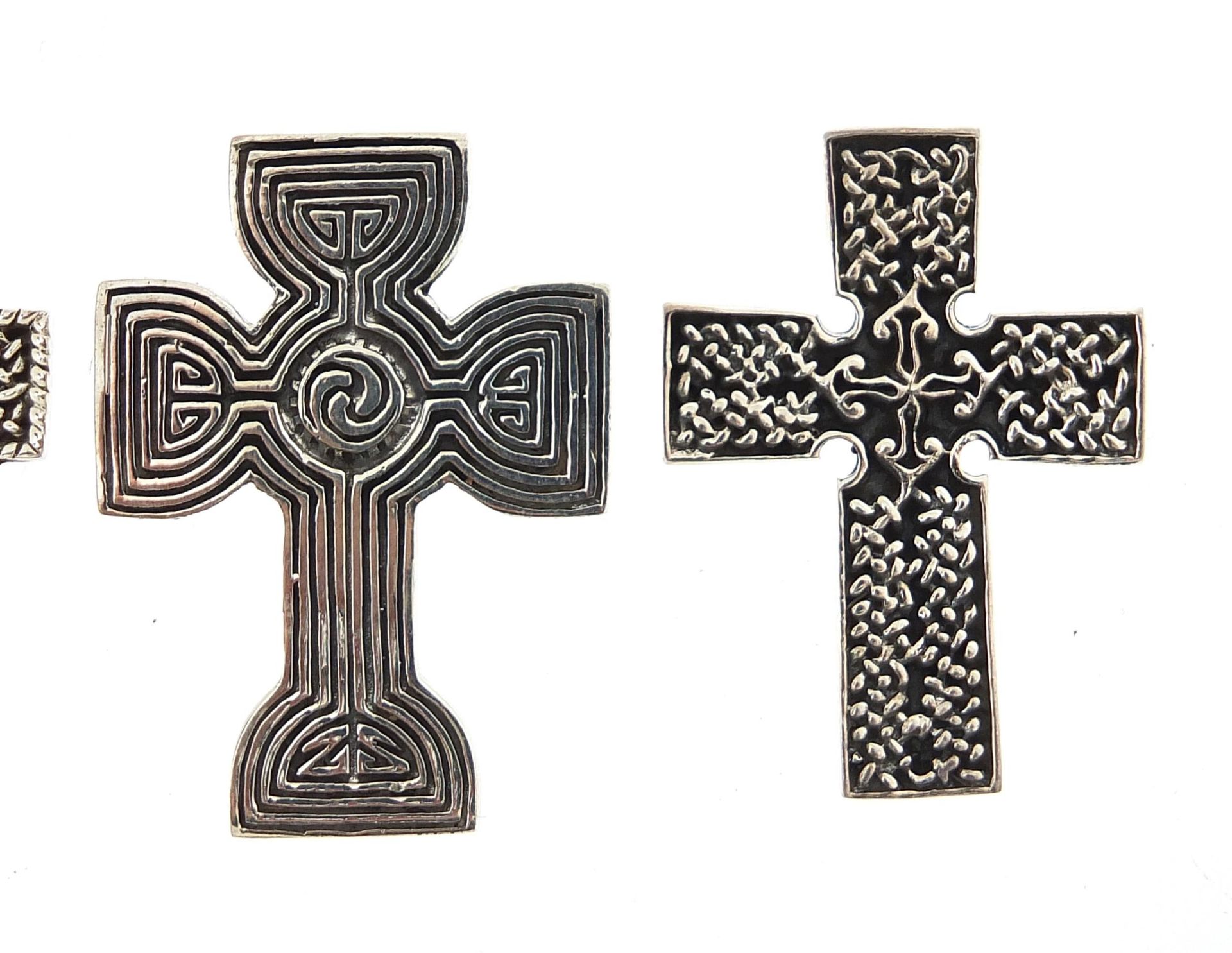 Four silver Celtic cross pendants, the largest 4.7cm high, total 30.4g - Image 3 of 5