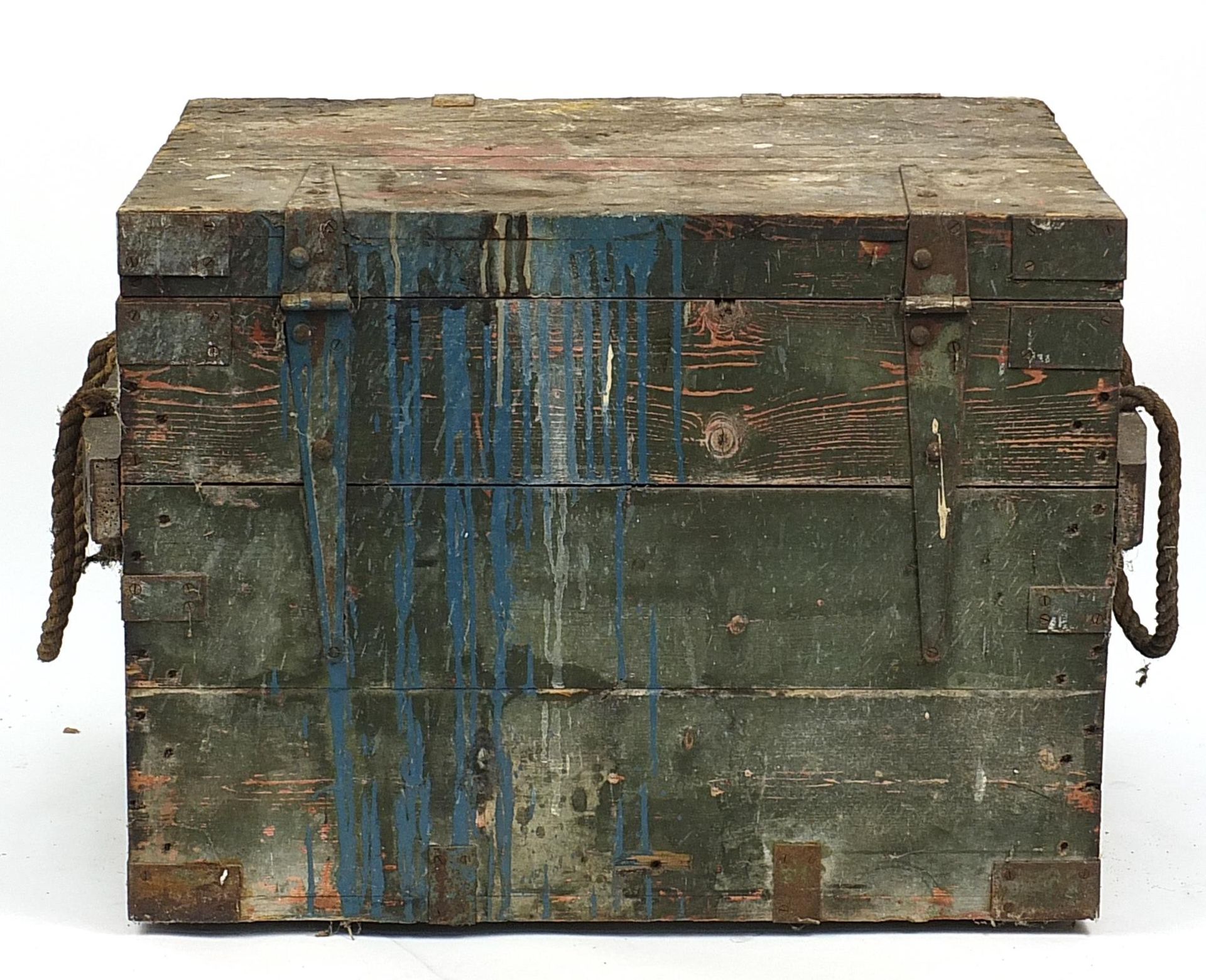Large antique metal bound pine trunk, 62.5cm H x 88cm W x 64cm D - Bild 3 aus 3