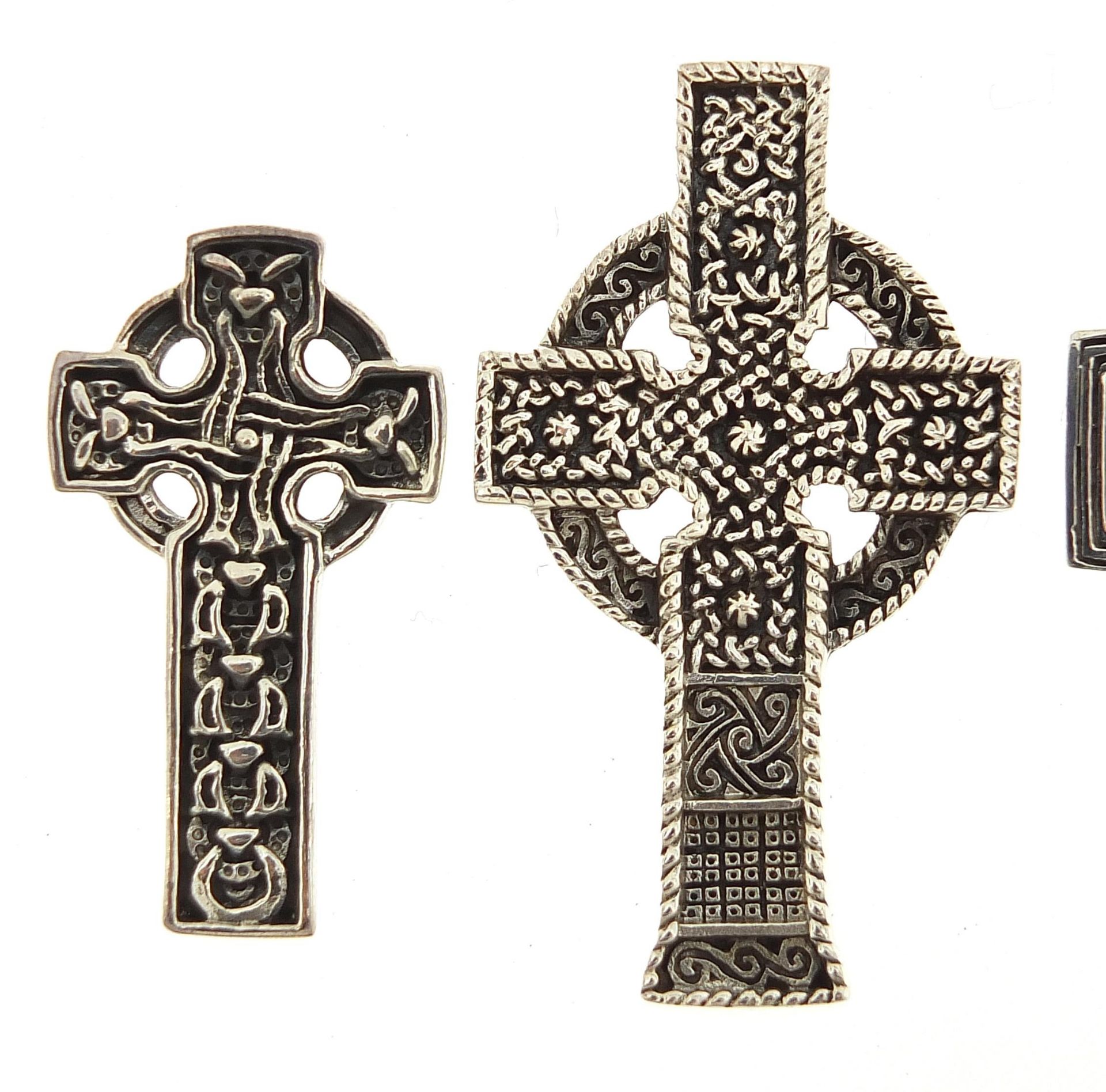 Four silver Celtic cross pendants, the largest 4.7cm high, total 30.4g - Image 2 of 5