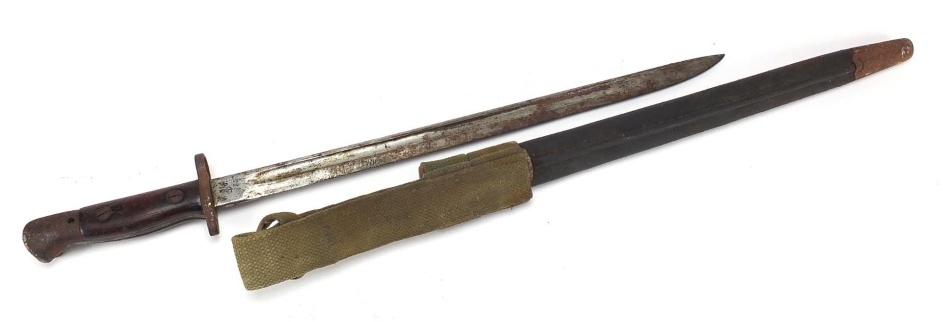 British military World War I 1907 pattern bayonet and scabbard by Wilkinson, 57cm in length - Image 3 of 4