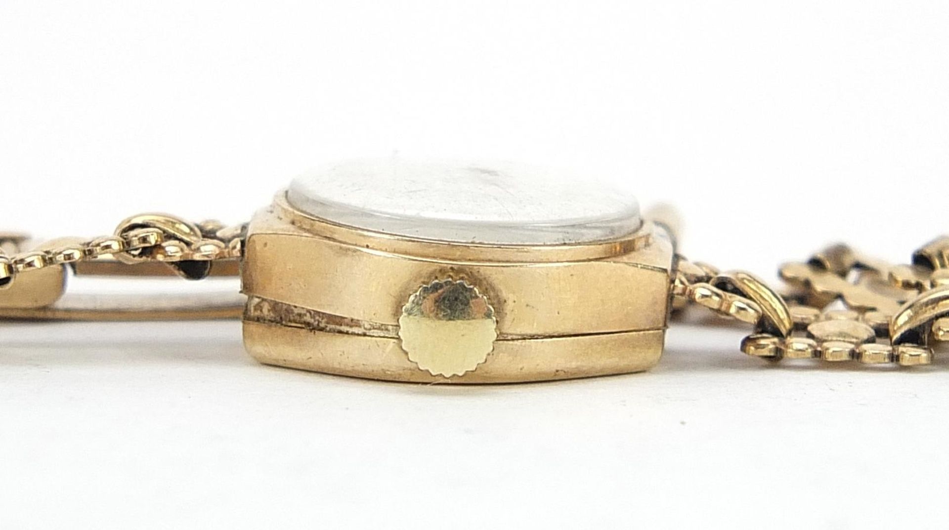 Accurist, ladies 9ct gold wristwatch with 9ct gold strap, 15mm in diameter, total weight 10.8g - Image 5 of 6