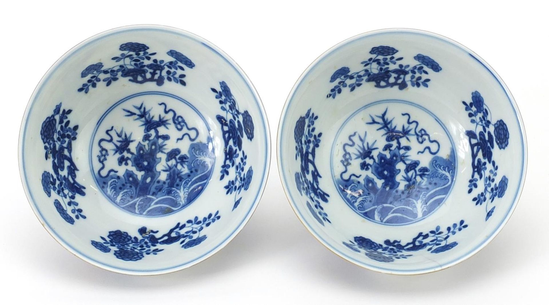 Pair of Chinese blue and white porcelain mauve ground bowls finely hand painted in the famille - Image 3 of 4