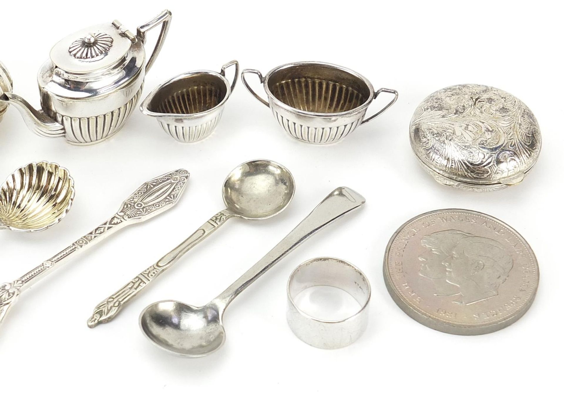 Silver plated and white metal objects including doll's house tea service, pill boxes and mustard - Image 3 of 4