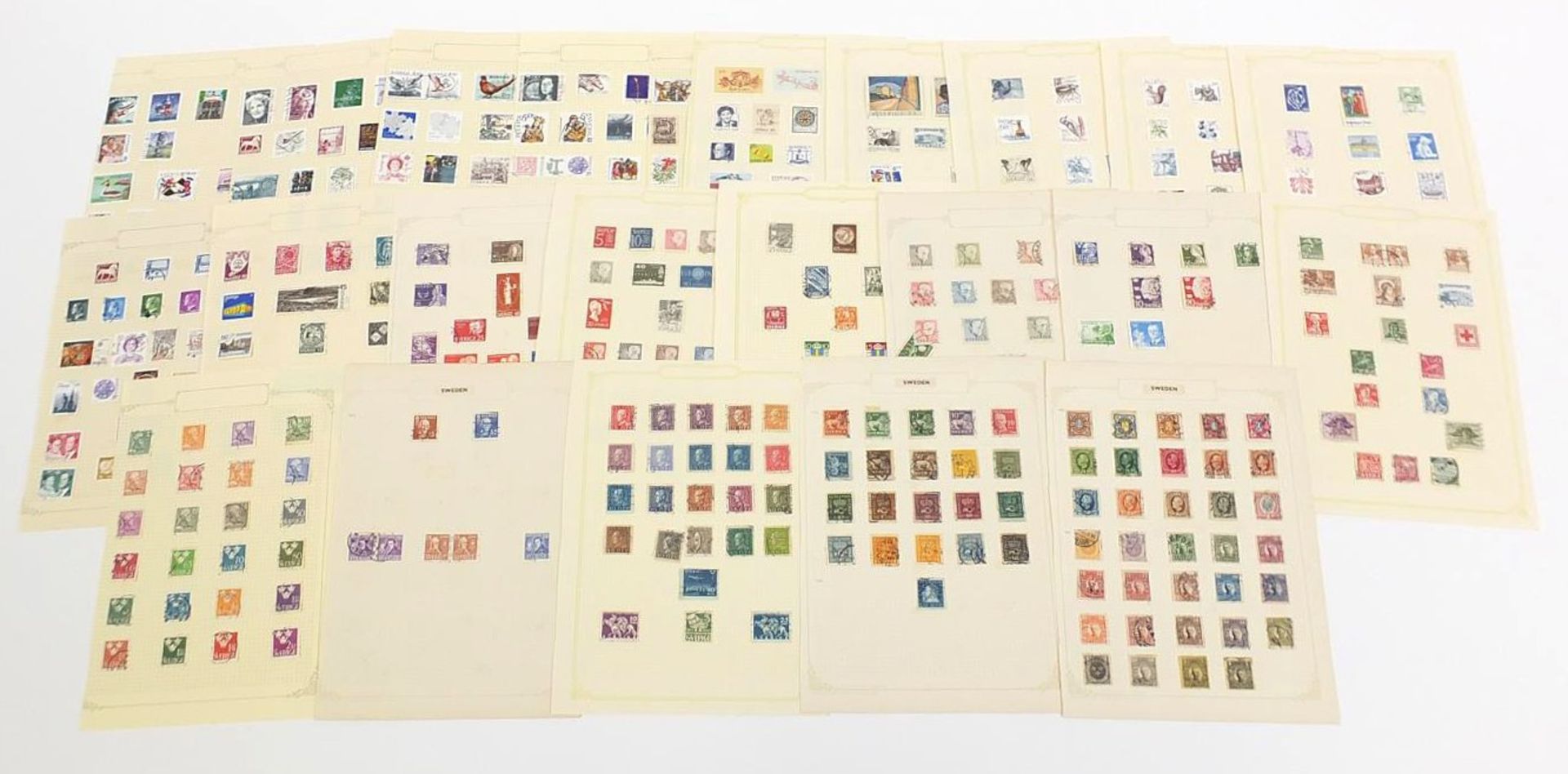 Collection of Swedish stamps from early arranged on several pages - Image 4 of 9