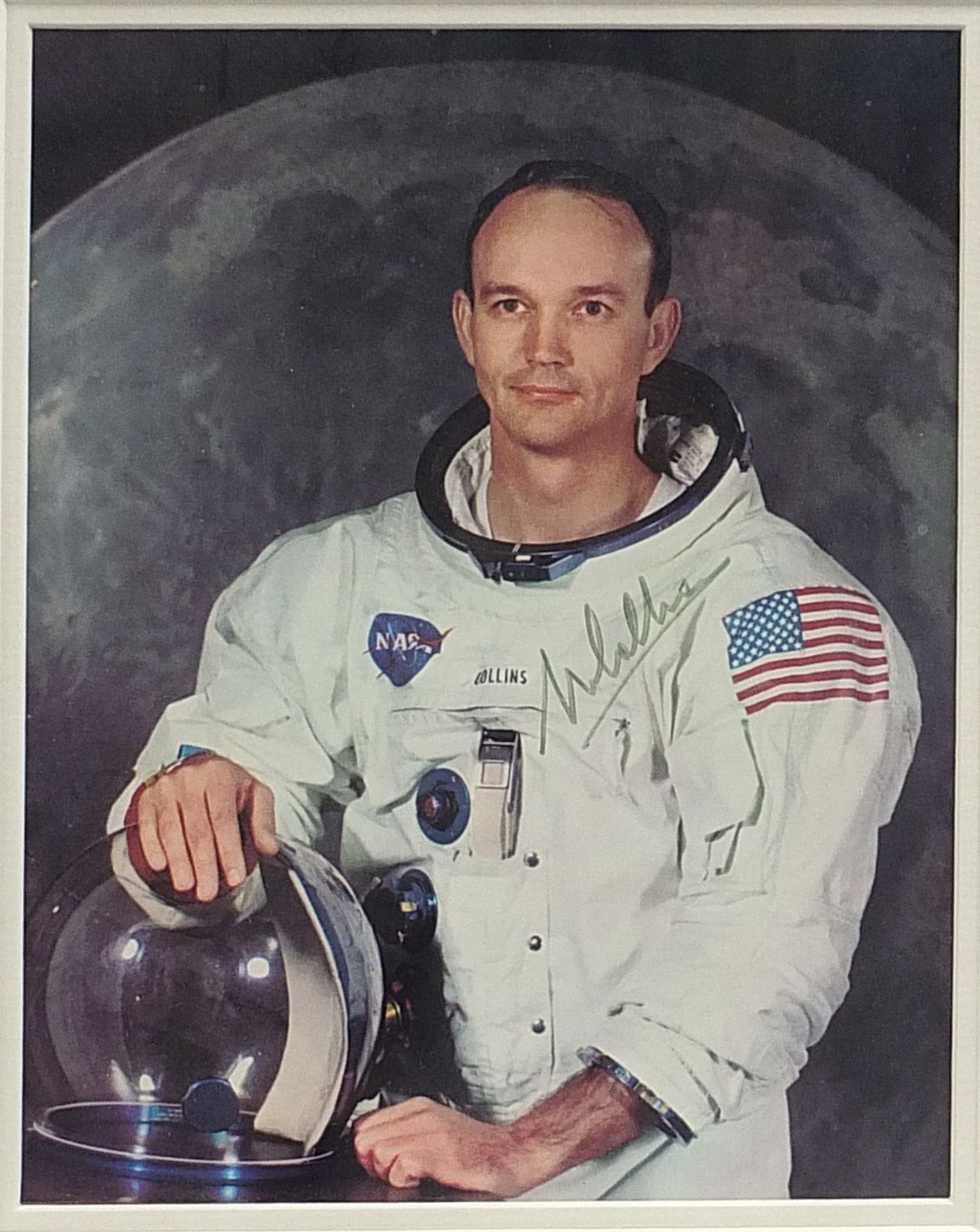 Neil Armstrong, Edwin Aldrin Junior and Michael Collins, Apollo 11 ink signatures on photographs, - Image 5 of 7