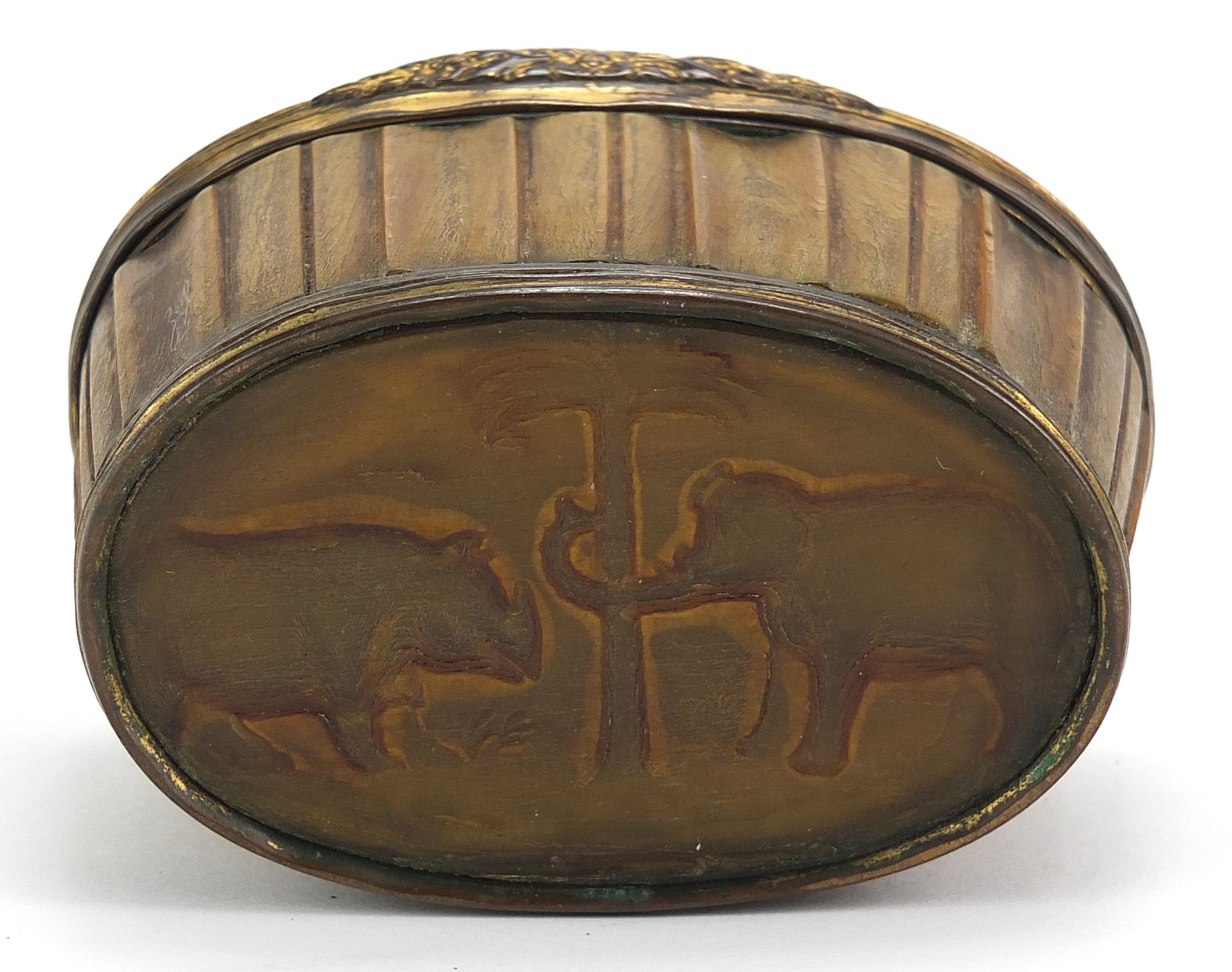 18th century rhinoceros horn snuff box with brass mounts carved with rhinoceroses and elephants, 8. - Image 4 of 4