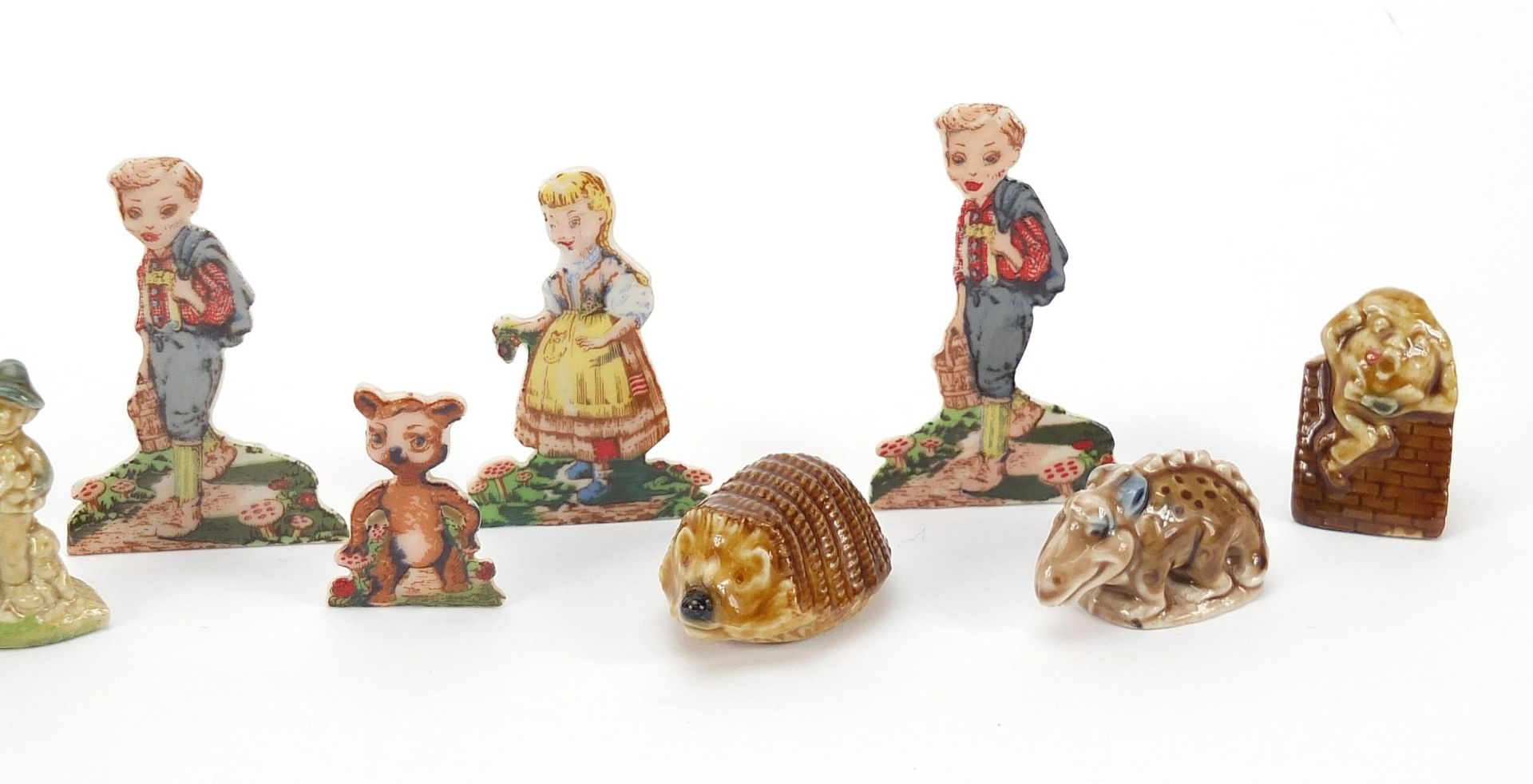 Wade Snippets and Whimsies including Hansel and Gretel, the largest each 6.5cm high - Image 3 of 4